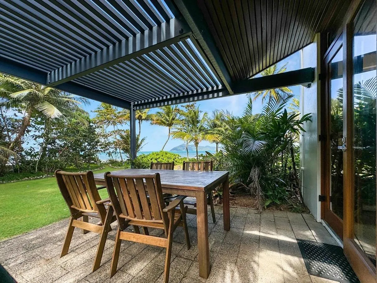 Apartment Wongalinga Beachfront Apt 1 Mission Beach